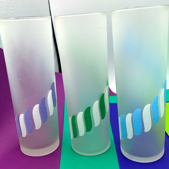 Vintage 1940’s Mid-Century Modern Libbey Candy Stripe Glasses - Picture 3 of 5